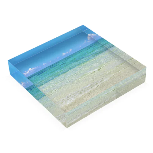 Waves on a clear day Acrylic Block