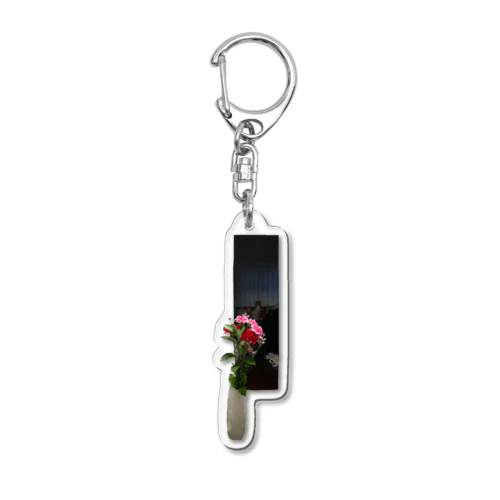 薔薇と麗しのモモ Acrylic Key Chain