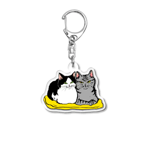 黄色い座布団のサバトラとハチワレ仲良し猫(香箱)-猫竹 Acrylic Key Chain
