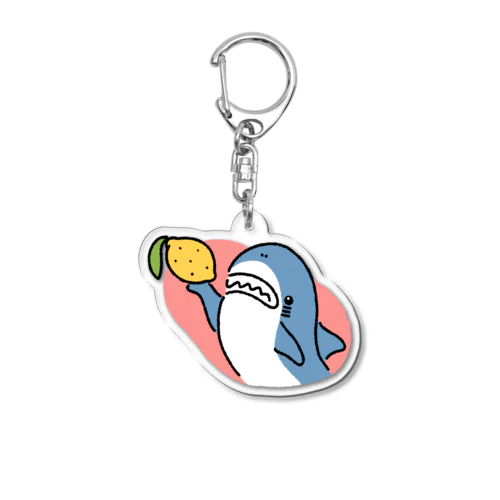 レモンを掲げるサメ Acrylic Key Chain