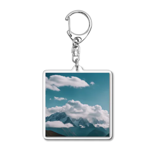 雲が高い峰々に包まれ、一面に広がる山岳地帯 Acrylic Key Chain