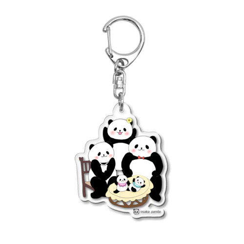 パンダ写真館にて「5人家族になりました」 Acrylic Key Chain