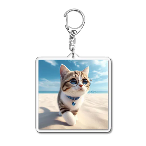 南国の海辺を歩く勇ましさに胸キュン猫 Acrylic Key Chain