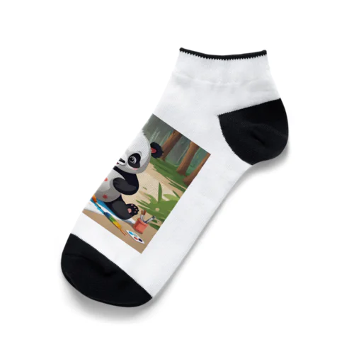 お絵かきしている子どものパンダ Ankle Socks