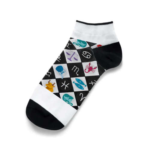 Magical Matrix Ankle Socks