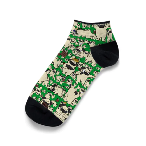 大量のパグ(緑) Ankle Socks