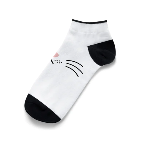 シンプルでかわいい猫の顔01 Ankle Socks