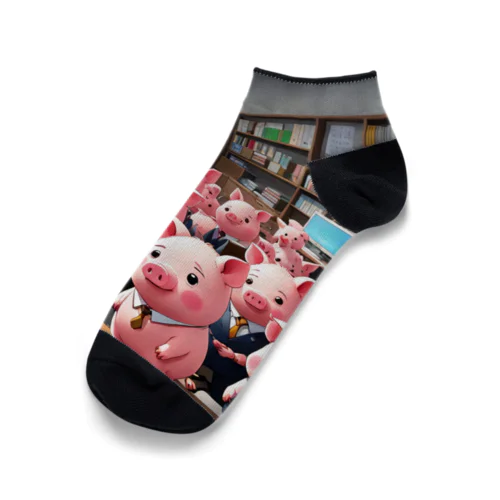 会社のらいんあっぷをするみにぶた管理製品 Ankle Socks