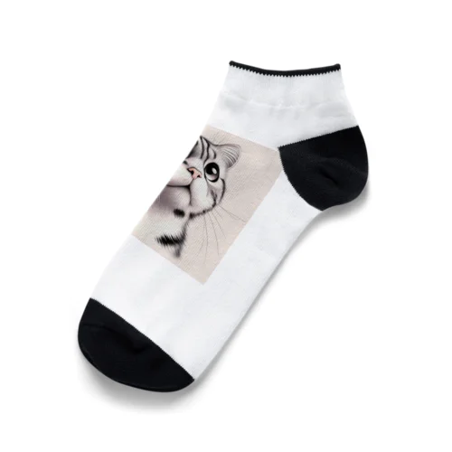斜め上を見る猫 Ankle Socks