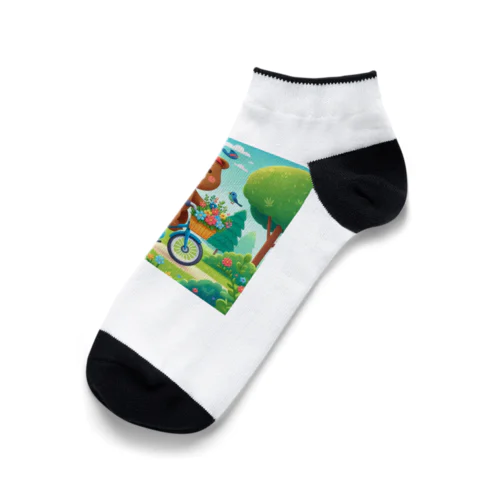 自転車に乗ったクマ　人気アイテム　かわいい Ankle Socks