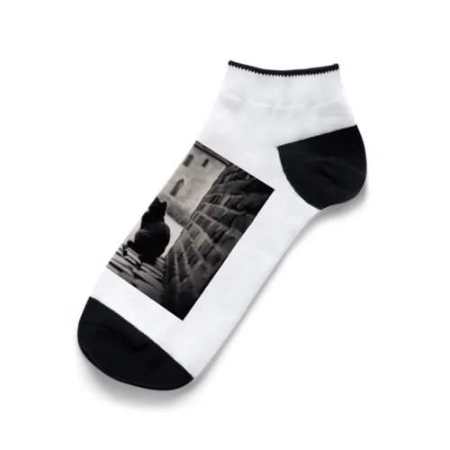 たたずむ黒猫 Ankle Socks