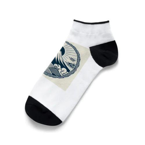 Minimalist Traditional Japanese Motif Featuring Mount Fuji and Seigaiha Patterns Ankle Socks