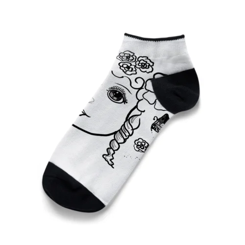 Baby in the flower field Ankle Socks