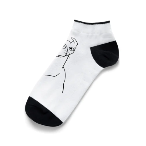 重力に負けるモモ　飼い主の絵 Ankle Socks