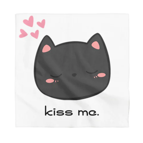 Kiss待ち顔のネコ 스카프