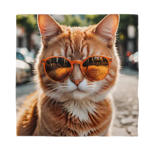 オレンジサングラスをかけた愛らしい猫ちゃん バンダナ