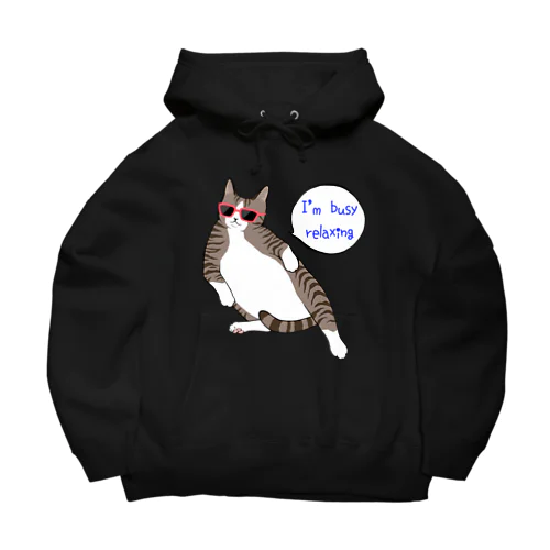 はちわれ猫　のんびりするのに忙しい Big Hoodie