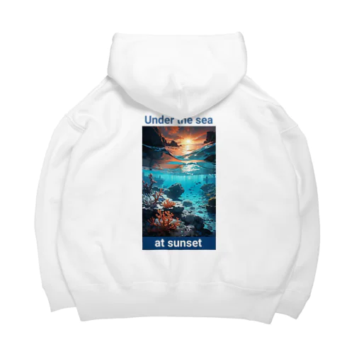 夕暮れの海の底！Under the SEA at sunset Big Hoodie