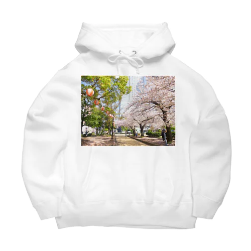 春のお出かけ Big Hoodie