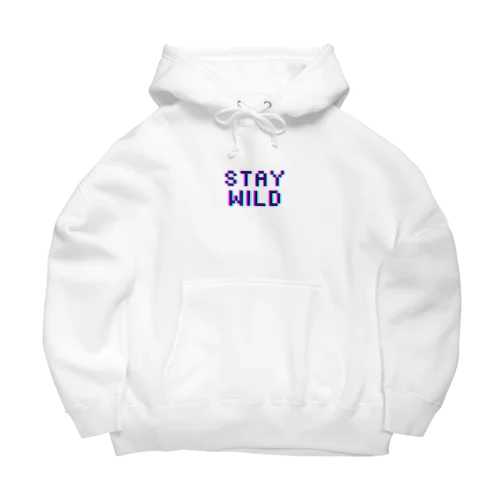 魅力的なロゴ　STAY WILD Big Hoodie