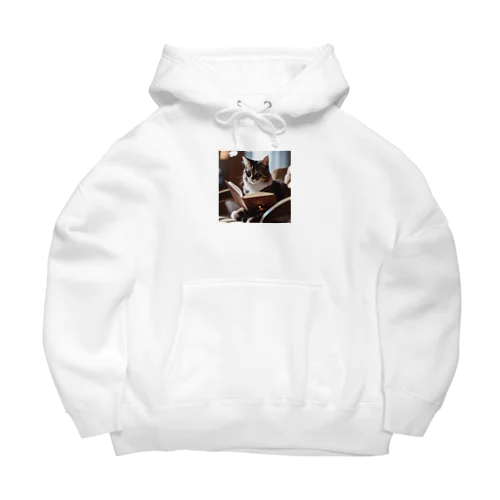 本を読む猫 Big Hoodie