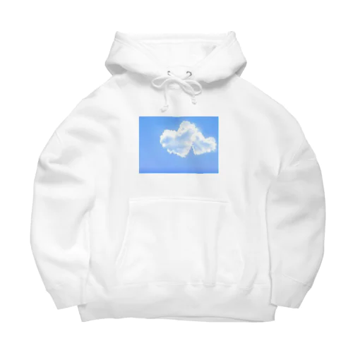 見たら恋が叶うハートの雲 Big Hoodie