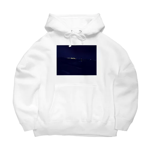 宵闇に浮かぶ Big Hoodie