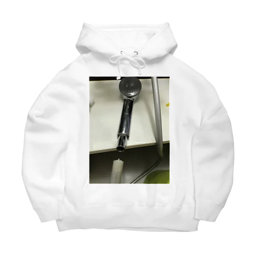 シャっ、シャワーが。。。 Big Hoodie