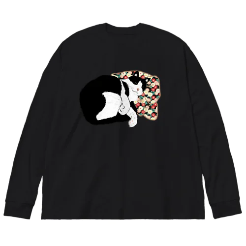 花柄のクッションで寝るハチワレ  Big Long Sleeve T-Shirt