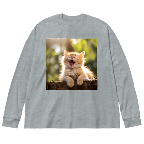 子猫のあくび　yawning kitty Big Long Sleeve T-Shirt