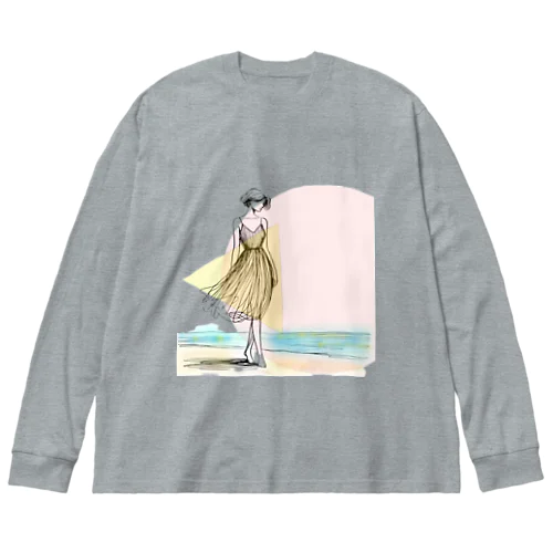 海岸を歩く女性 Big Long Sleeve T-Shirt