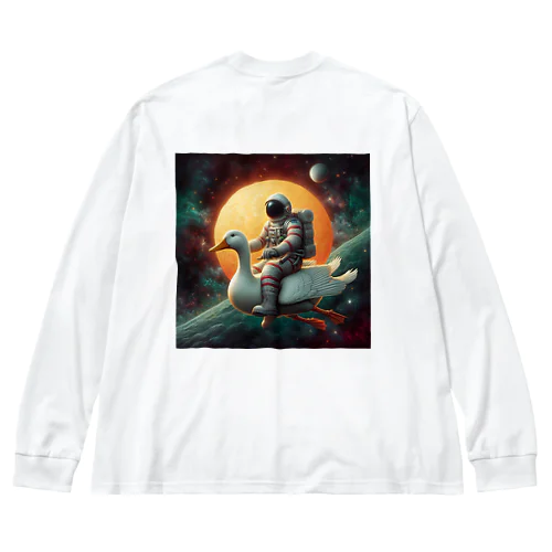 Never-before-seen astronaut Big Long Sleeve T-Shirt