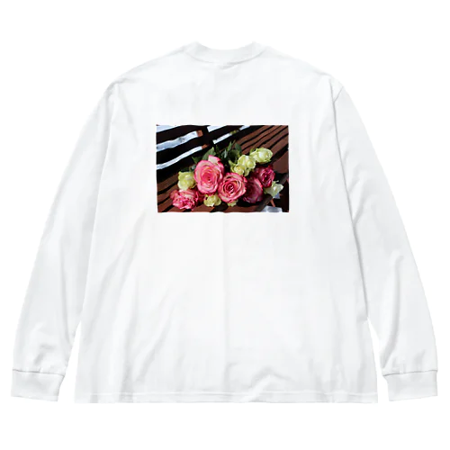 黄色の薔薇は金運アップの花 Big Long Sleeve T-Shirt