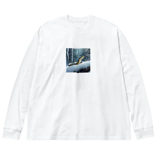 寒風に揺れる樹氷を見上げて感嘆する喜んでいる蛇 Big Long Sleeve T-Shirt