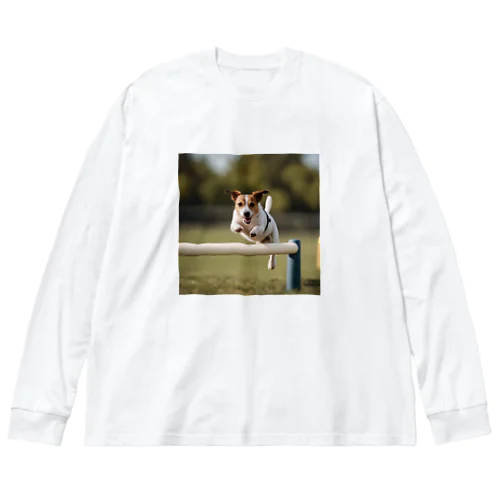 ハードルをジャンプしているジャックラッセルテリア Big Long Sleeve T-Shirt