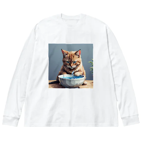 水を飲んでいる猫 ビッグシルエットロングスリーブTシャツ