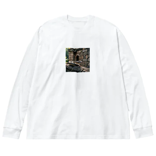 国外逃亡をはかる蛇 Big Long Sleeve T-Shirt