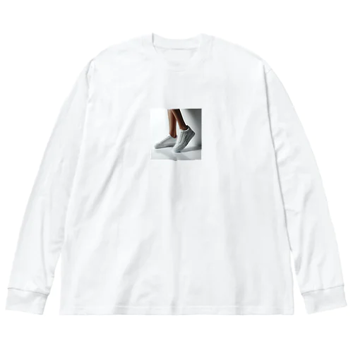 白いスニーカー Big Long Sleeve T-Shirt