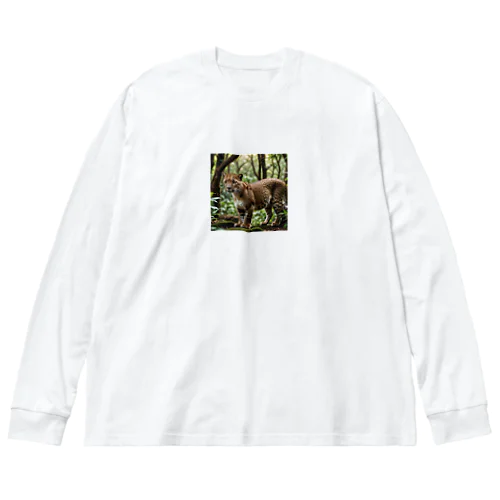 ジャングルを歩くヒョウ Big Long Sleeve T-Shirt