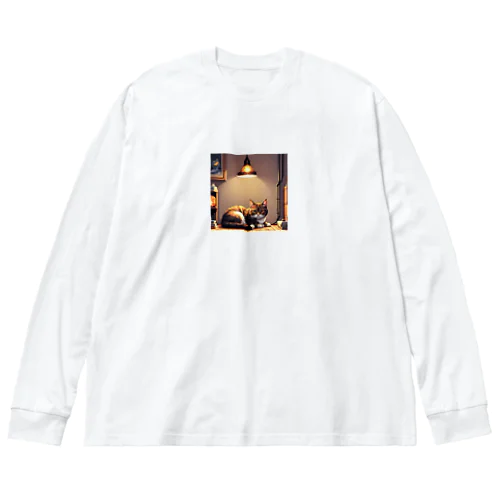 ライトに照らされた猫 Big Long Sleeve T-Shirt