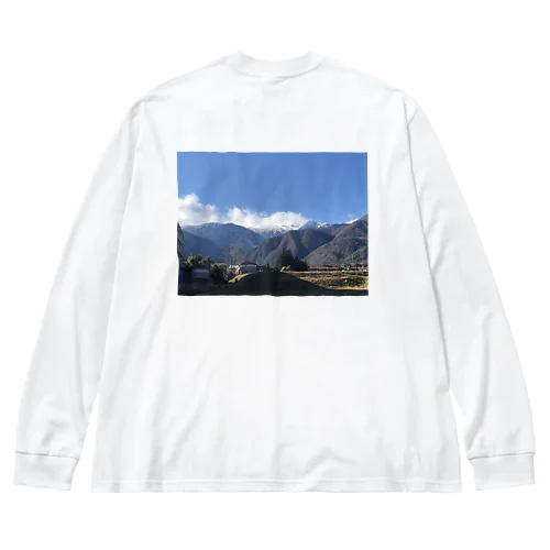 piece of paper skateboarding Big Long Sleeve T-Shirt