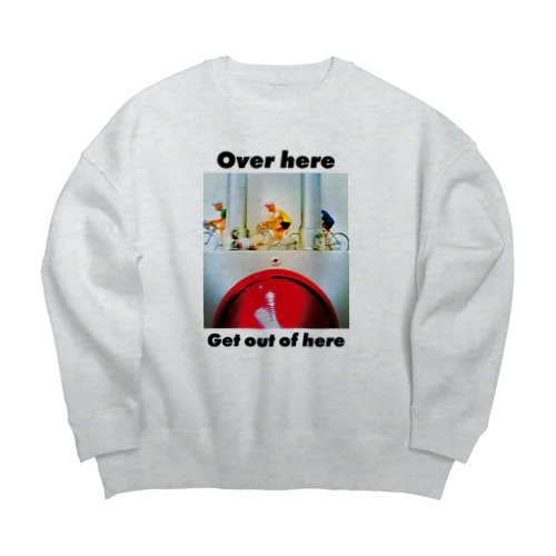 追い越せ、追い抜け Big Crew Neck Sweatshirt