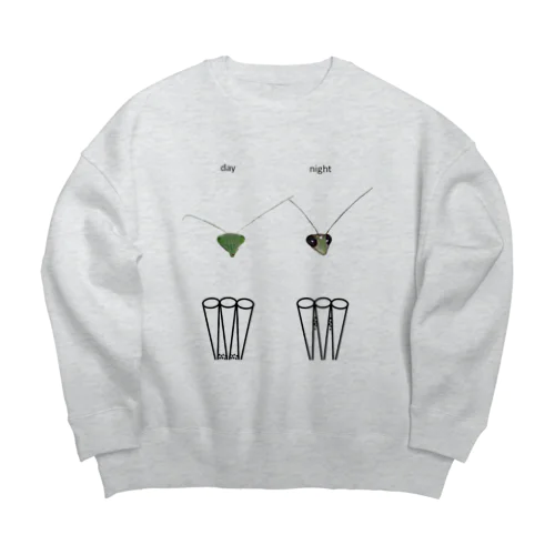 カマキリの昼と夜の複眼（英語、背景透過ver） Big Crew Neck Sweatshirt