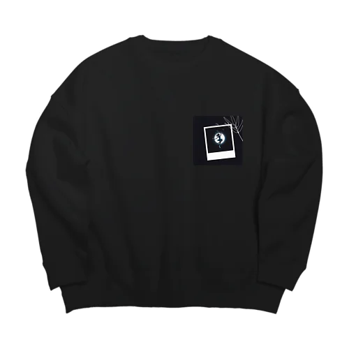 ラブあんどピースで生きる子　photo Big Crew Neck Sweatshirt