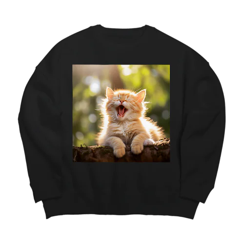 子猫のあくび　yawning kitty Big Crew Neck Sweatshirt