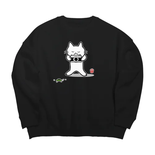 カメラで亀を撮る猫山さん Big Crew Neck Sweatshirt