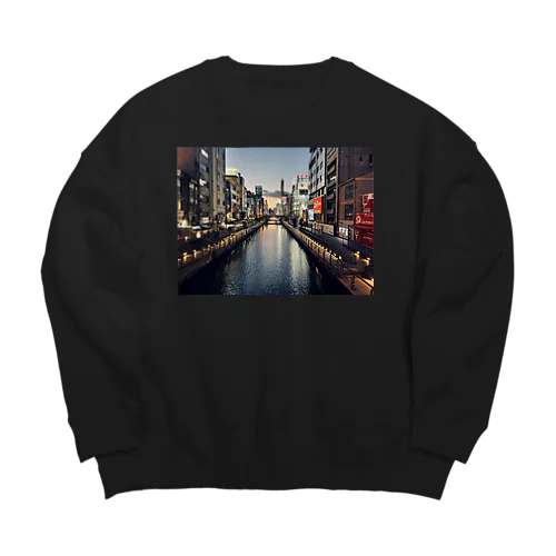 大阪の街と道頓堀 Big Crew Neck Sweatshirt