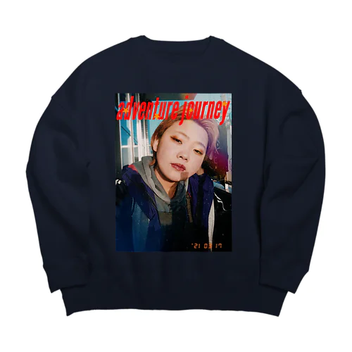 南里アドベンチャー Big Crew Neck Sweatshirt