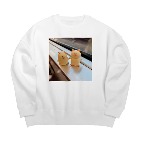 ぶたっちととんきちと旅に出よう Big Crew Neck Sweatshirt