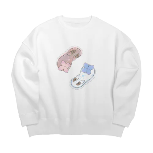 ツノアリウサギアジサイモドキウミウシ 2匹ver. Big Crew Neck Sweatshirt